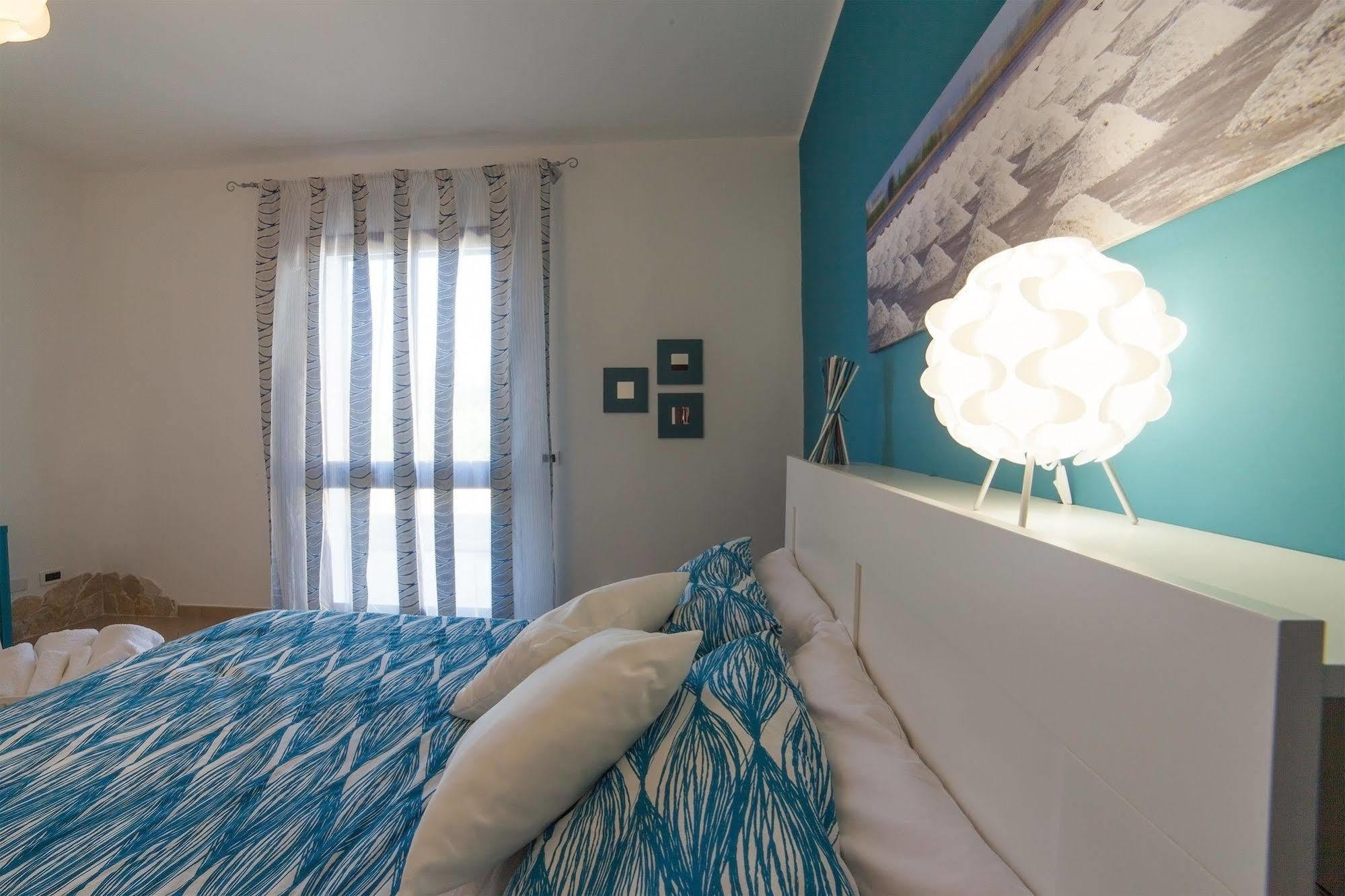 Bed and Breakfast Bianco Sale Trapani Rilievo Екстер'єр фото